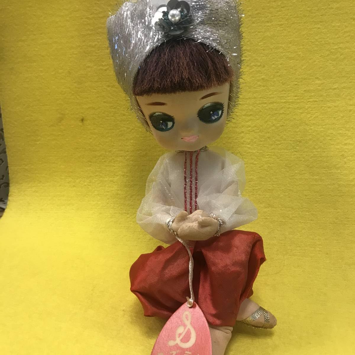 昭和レトロポーズ人形　日焼けした南国のお嬢さん　長期保管品　おおむね美品です 昭和レトロポーズ人形 日焼けした南国のお嬢さん 長期保管品